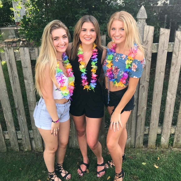 Meet your Posher, Riley - Picture 1 of 1